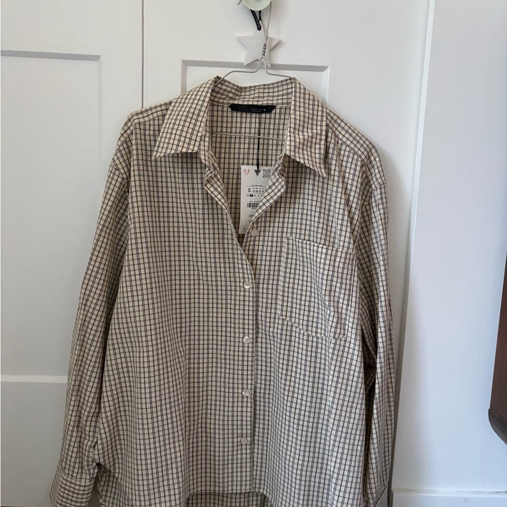 Zara Plaid Button-Up Shirt